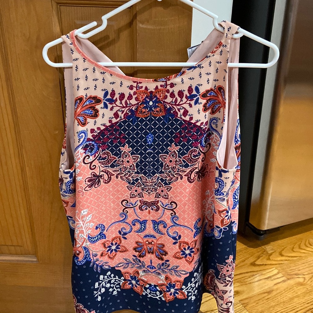 Brand new top